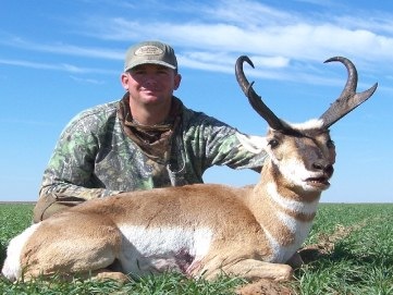 Wyoming-antelope-hunt-outfitter